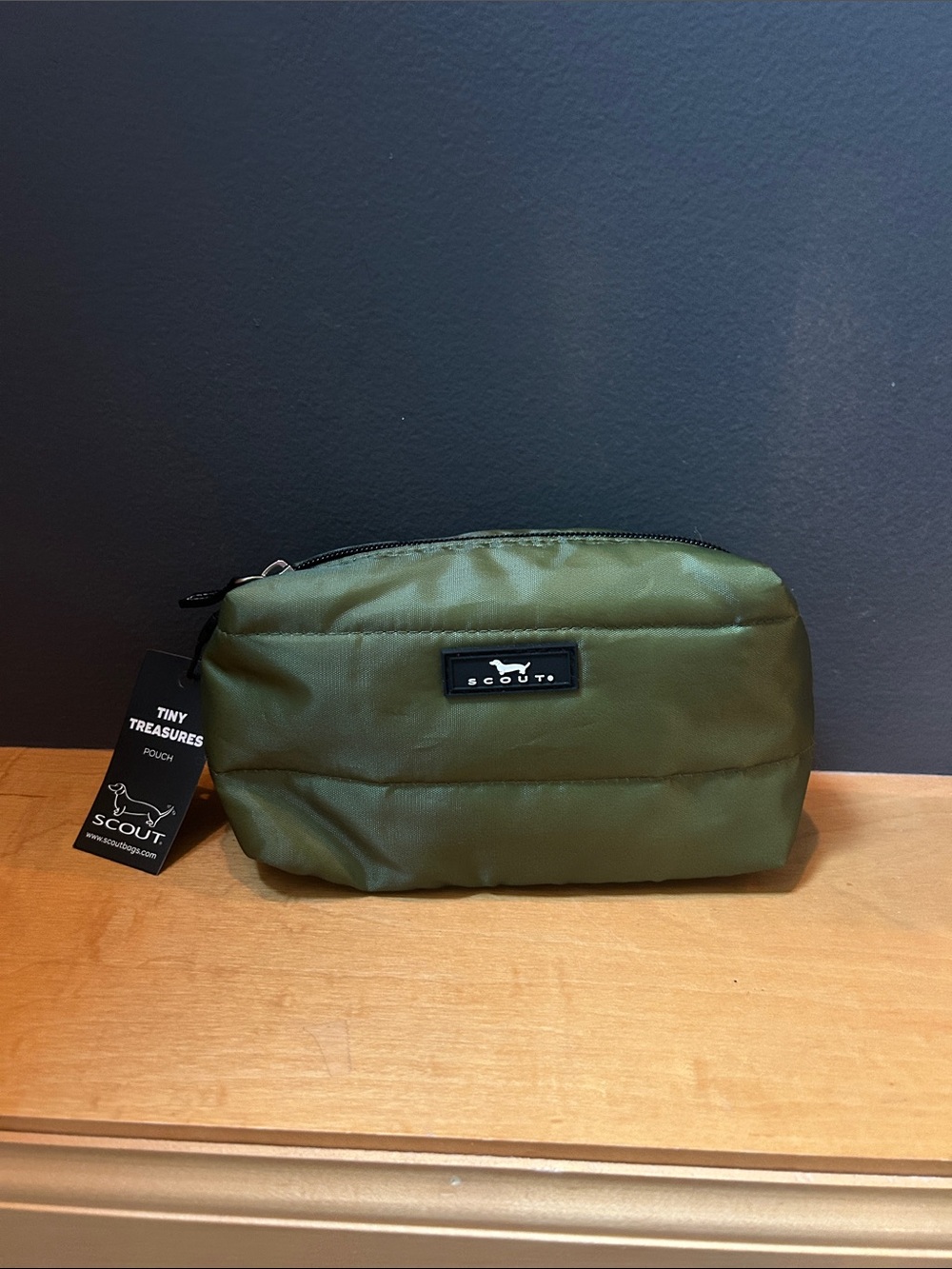 Scout Tiny Treasures Pouch - Green Puffer - Picture 2 of 3